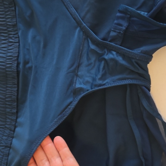 GO by Gossip Swim Shorts Sz L NWT - Picture 8 of 11